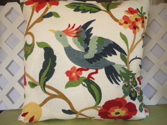 JRsPillows's tweet photo. Large Bird Pillow Cover in Blue, Green, Coral, Red, White.. https://t.co/NxQ9eTiDvT #handmade #Etsy #pottiteam https://t.co/vDyc0RTOt9