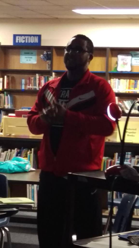 STARS_902's tweet photo. Participants at #coding #aldinecodes learns looping with a simple chant and movement! @AldineISD teachers CODE https://t.co/BhJHBmajKL