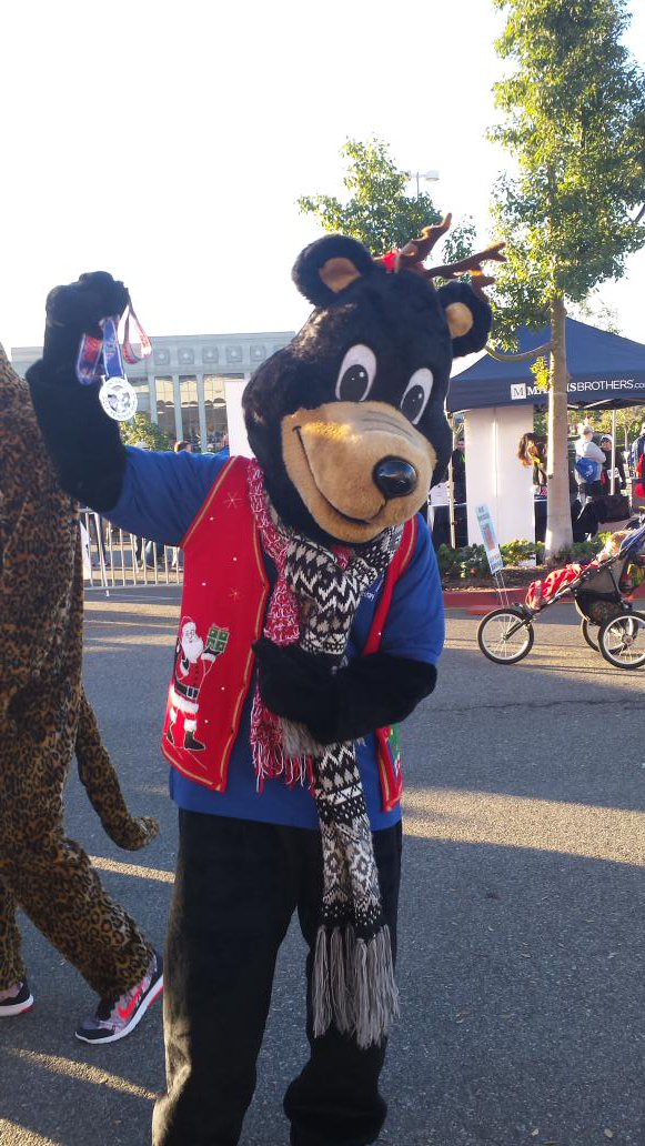 Berlyn_OMSD's tweet photo. Our bear won first place! Good job Mr. Bear! https://t.co/MxzCR5usqr