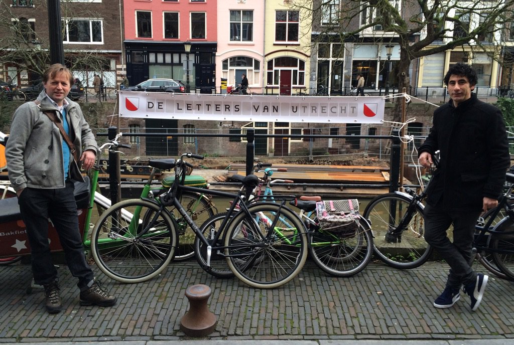 De eerste en de zevende dichter van de Letters van Utrecht: <a href="/RubenvanGogh/">Ruben van Gogh</a> en <a href="/BabanKirkuki/">Baban Kirkuki</a>  bij Babans eerste Letter