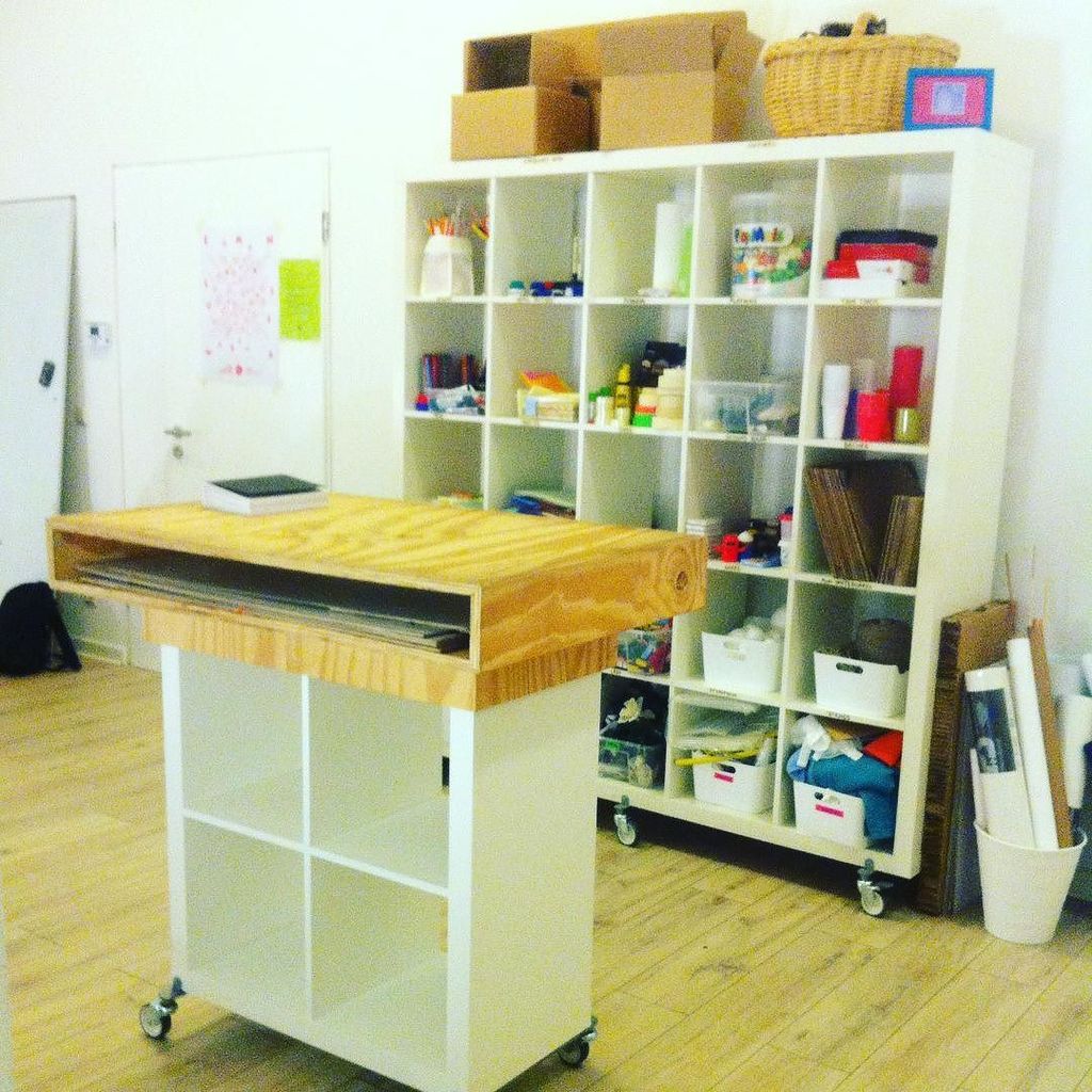 DesignRambles's tweet photo. INNOKI office pic boost nr 8. The prototyping corner #innoki #innokiHQ #startuplife #designthinking #innoki #protot… https://t.co/gEtGgxQiJL