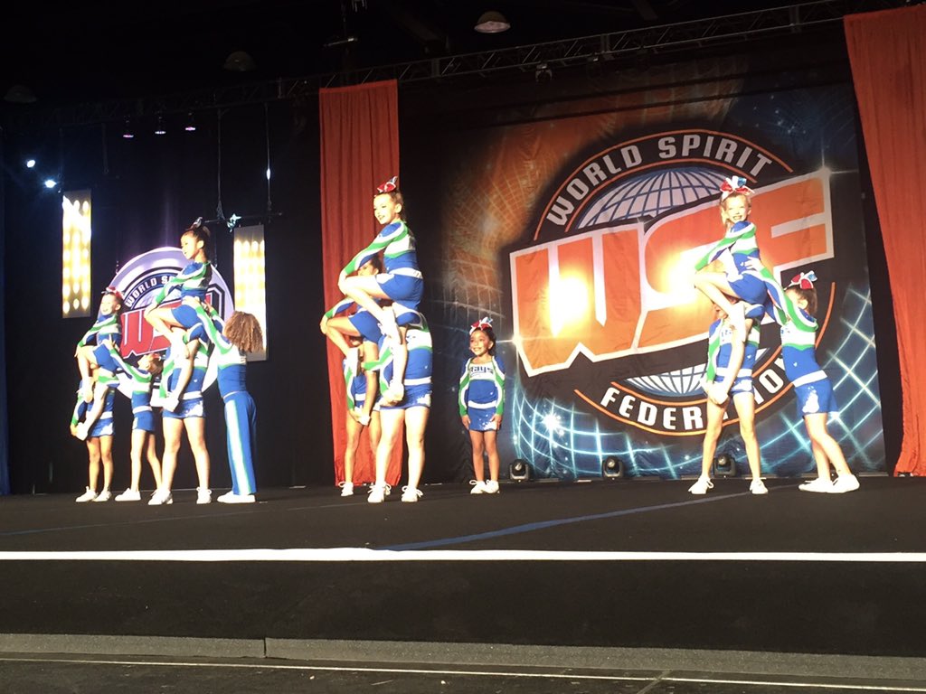 stingrayforsyth's tweet photo. That's a HIT for @Ruby_Rays1! Gonna #FeelTheSting when you're steppin' up to this team #Fab14 #WSF2015 #ClubZero https://t.co/RRnSPi8xJJ