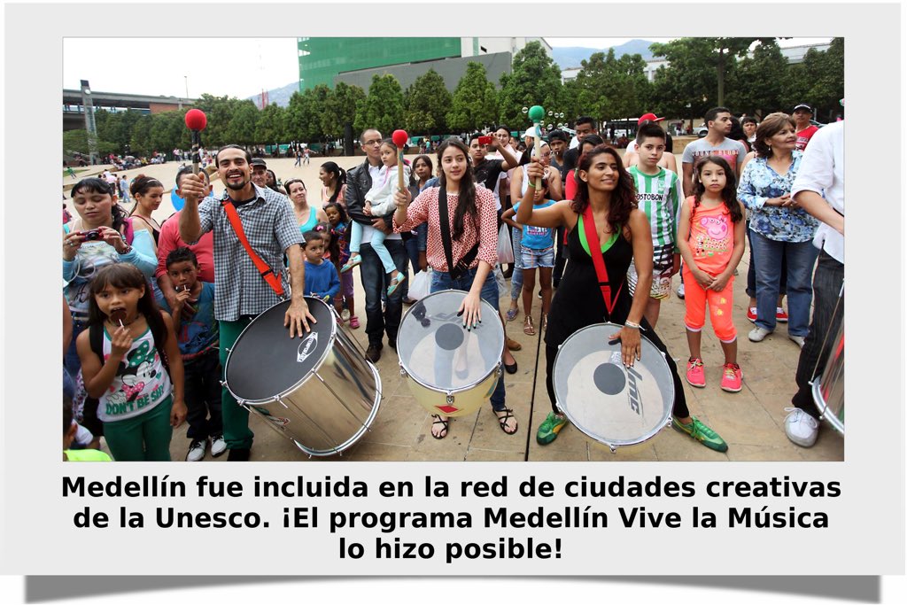 AlcaldiadeMed's tweet photo. Porque #MedellínVivelaMúsica, hoy celebramos que ya somos parte de la red de Ciudades Creativas de la @UNESCO https://t.co/WktHs8pAto