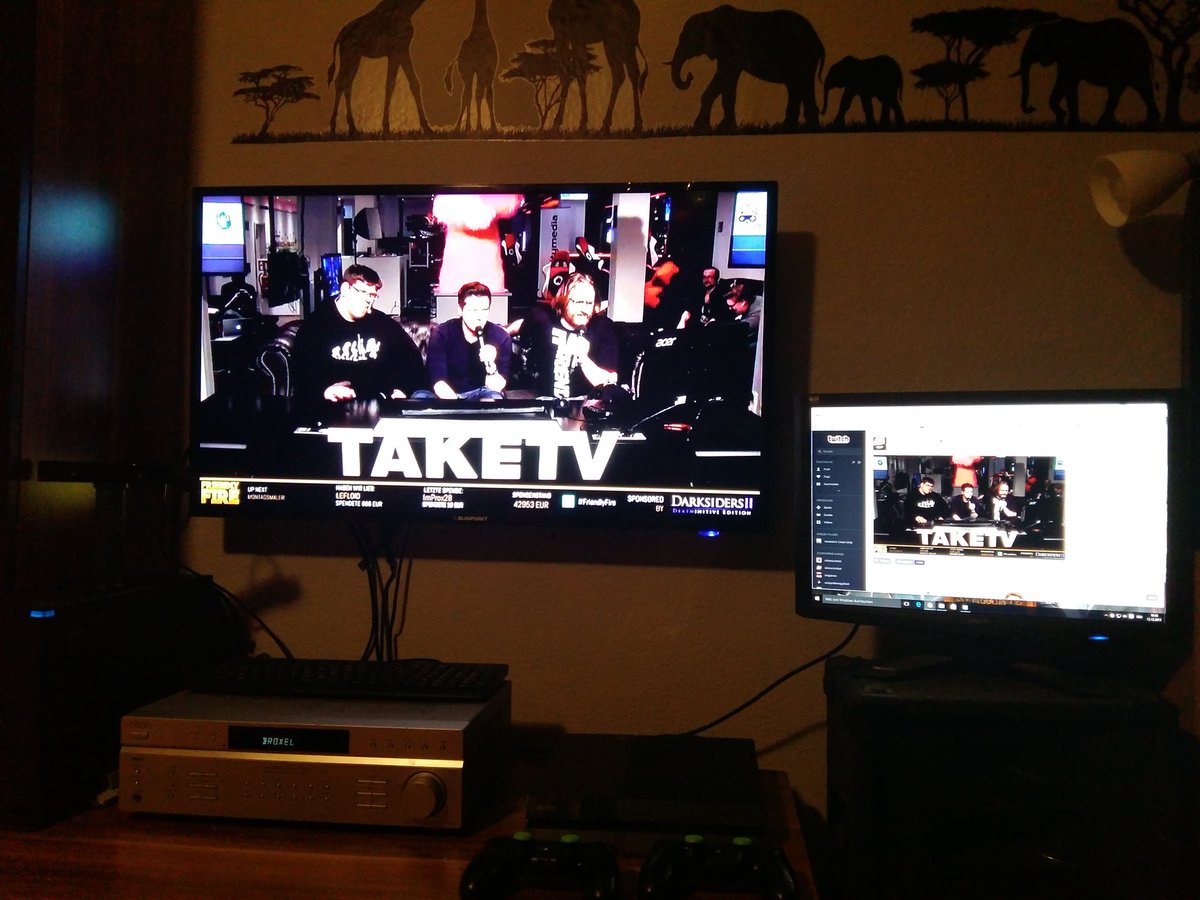 Broxel's tweet photo. So gucke ich grüße an alle #FriendlyFire https://t.co/MtpiJU0vWk