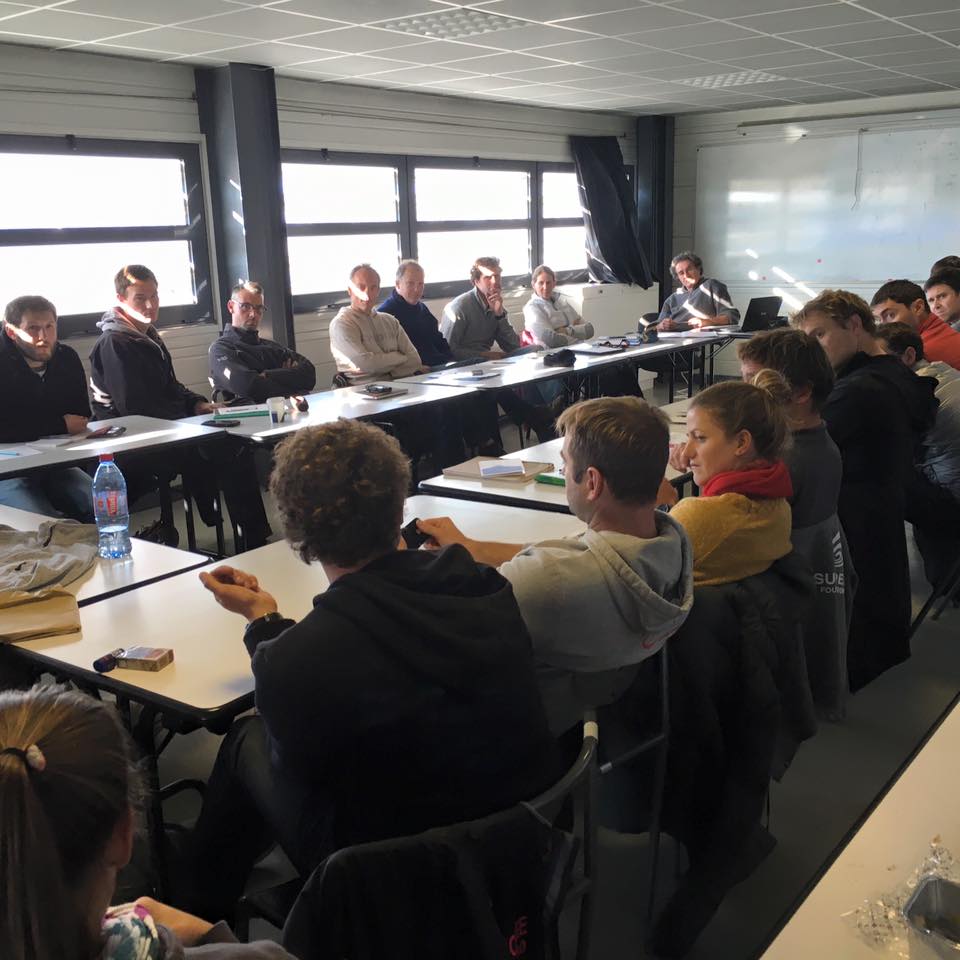 atlantique650's tweet photo. Débriefing de #MiniTransat2015 et lancement de la saison 2016 du centre d'entrainement @atlantique650 https://t.co/x1qEqDawNp