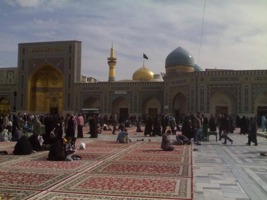Al_Ameer84's tweet photo. السلام على الإمام السلطان الرؤؤف ثامن الجج علي بن موسى الرضا.تدفن بضعه مني في خرسان.كماقال الرسول صلى الله عليه وآله https://t.co/kkslUbnaxj