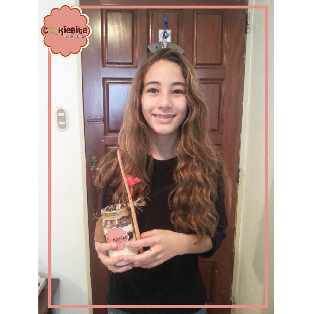 Cookiebite_ve's tweet photo. Le deseamos un muy feliz cumpleaños a Elisa Victoria y esperamos que disfrute mucho el obsequio de @johannstoirac https://t.co/7lGVzeX1SD