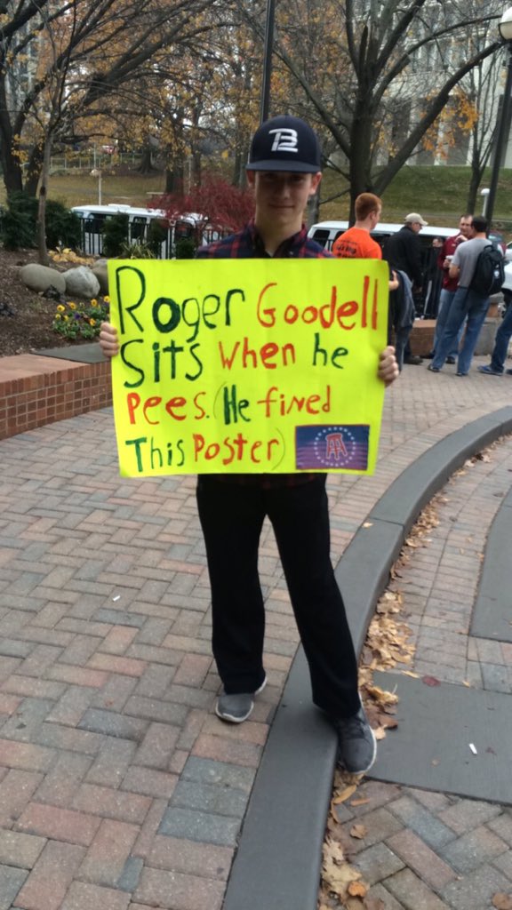 snaps4kel's tweet photo. @barstoolsports #AmericasGame #firegoodell https://t.co/f8GcXXJIQu