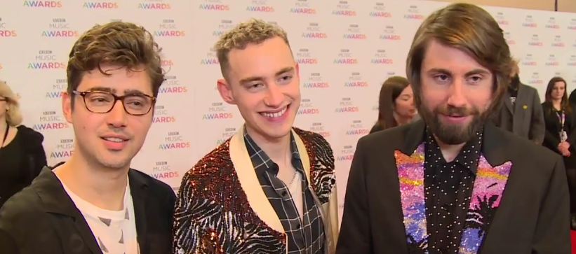 YearsScreencaps's tweet image. ODE interview at BBC Music Awards 2015