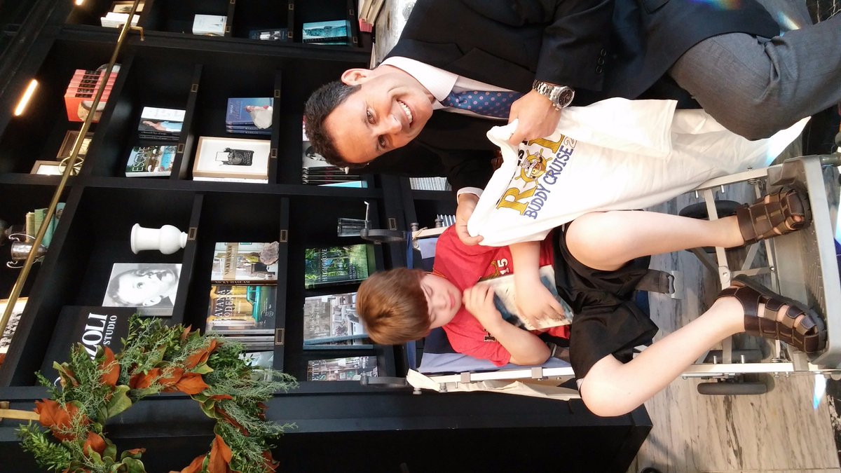 Pamelaarnoldson's tweet photo. @kilmeade Mornings are better with friends! Thanks for visiting @OxfordExchange It was a pleasure to meet you. https://t.co/my3lFzR0wi