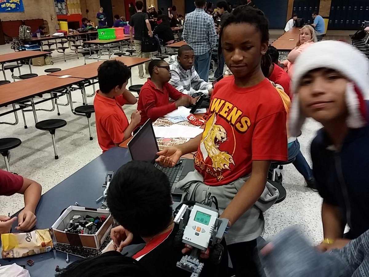 ODMSrobotics's tweet photo. Mustangs at FLL Qualifier @AliefCTE @ODMSrobotics @ODMSMustangs @HCCSTEM https://t.co/I5lcWZ9eMm