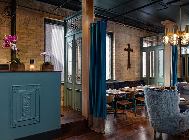 cf_faulhaber's tweet photo. Loving the interior of @Drake and @susurlee's Fring's: https://t.co/qt2gqhJ4BY via @AdenaLeigh @HouseandHome #design https://t.co/6a3NMf8bnl