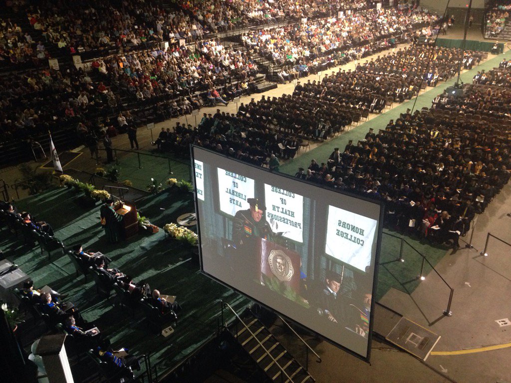 MikePowersVideo's tweet photo. Marshall University's 2015 Winter Commencement.
#MarshallGrad15 https://t.co/pLPOXCG651