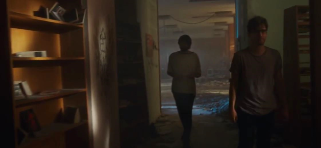 YearsScreencaps's tweet image. Eyes Shut (2015)