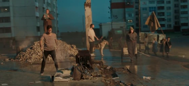 YearsScreencaps's tweet image. Eyes Shut (2015)