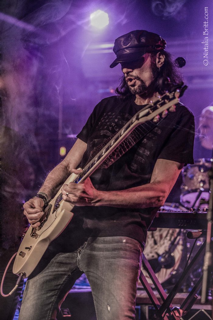 A VERY HAPPY BIRTHDAY TO GUITAR HERO BRUCE KULICK! 