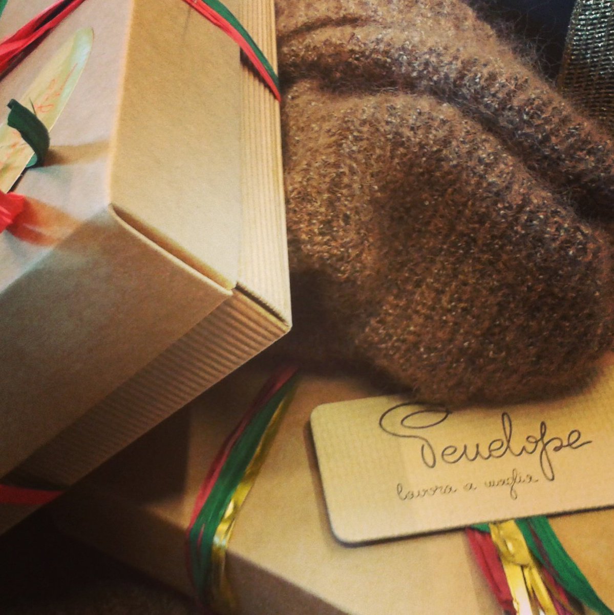 SncPenelope's tweet photo. #Natale#regalidimaglia#madeinitaly https://t.co/Z7BhLU2G5A