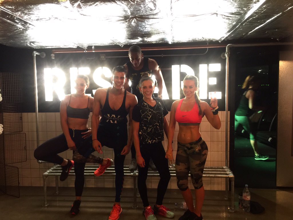 ldnfitnessguide's tweet photo. Saturday SHATTERED-DAY 😷 Reshape ➡️ Run ➡️ Accelerate @1Rebel_UK @coregyms #RebelToTheCore https://t.co/Y8cQLQyuv0