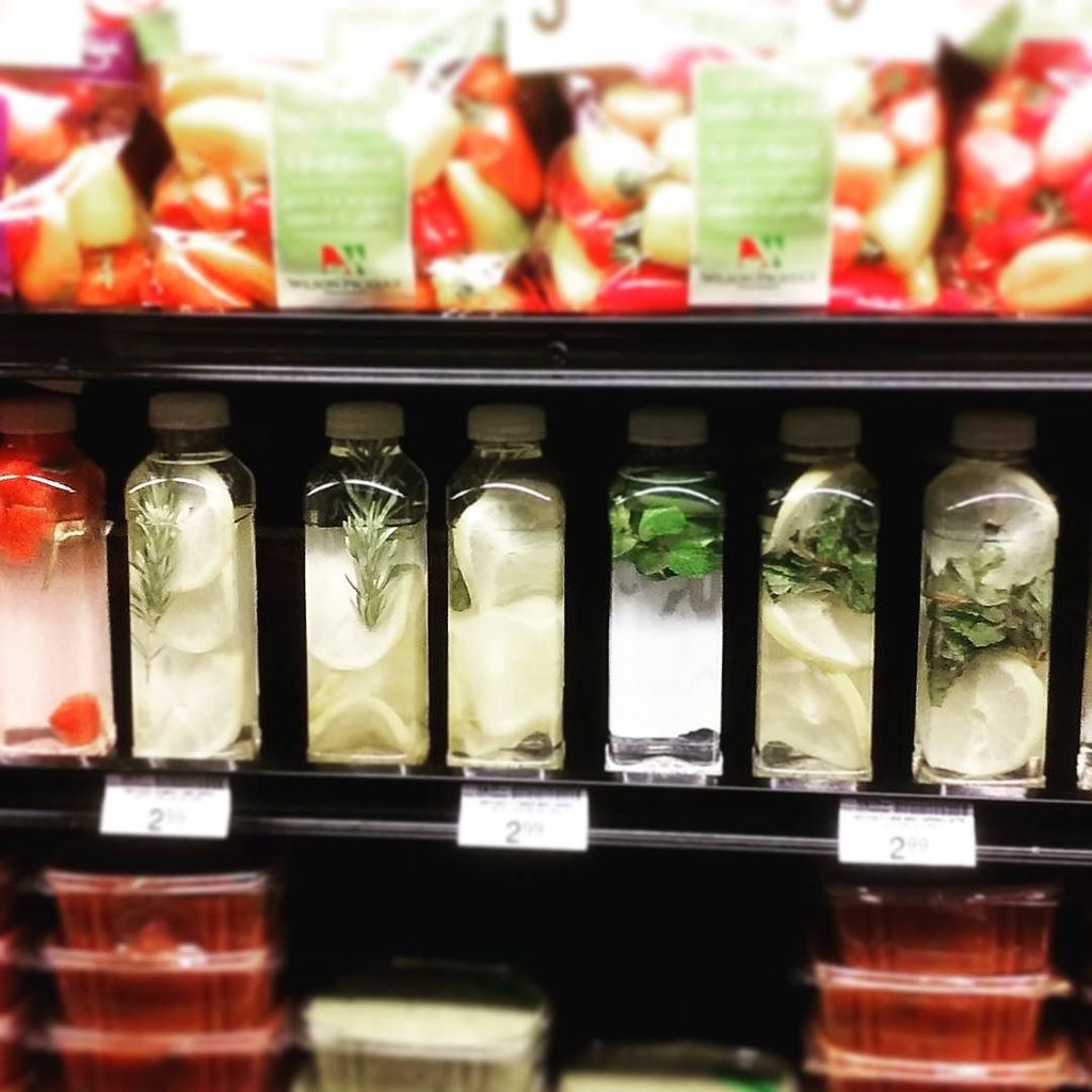 shaicandoit's tweet photo. Had to fight the urge to buy infused water at Vons. Overpriced at $2.99 when I know how to… https://t.co/MopKaWUS7h https://t.co/HVEugSbNTt