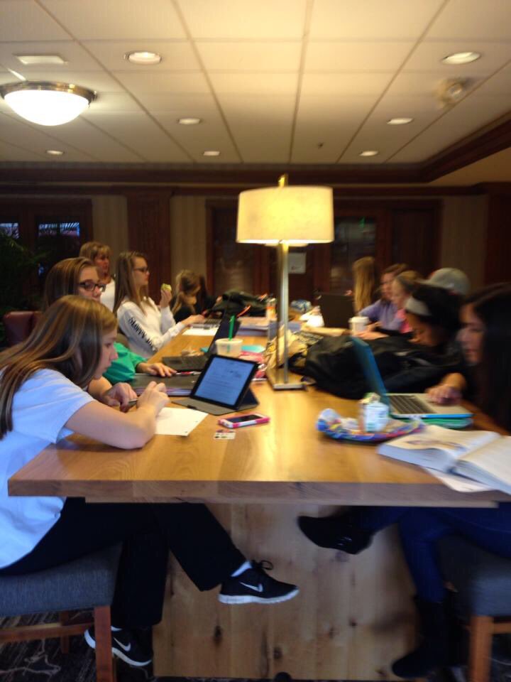 Obsidian_Rays's tweet photo. Not Just Fabulous athletes, we're smart too 🤓.  Study Sesh before @WSFCheer!  #WSFLouisville  #smartnsassy https://t.co/eMc9P5vuK0