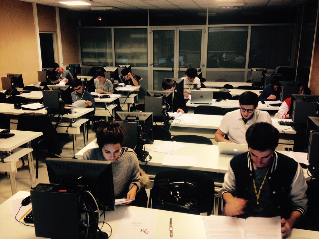 cnje's tweet photo. Le #WEFAH15 continue avec les simulations d'audit des études, même après 18h ! Cc@JuniorISEP https://t.co/8Gxya8E587