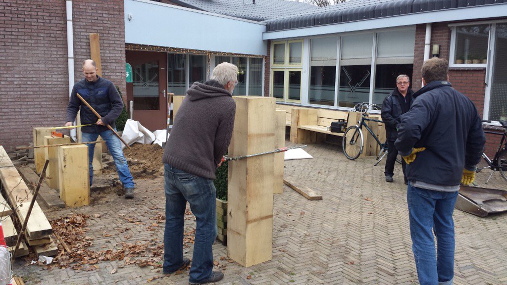 Afgelopen week veel werk verzet
#plein <a href="/Dorpsgemw_veen/">D.G.W. (Wapserveen)</a> <a href="/obswapserveen/">KC De Vuursteen</a> <a href="/Welzijn_WMW/">Welzijn MensenWerk</a> <a href="/TalentWestervel/">St.Talent Westerveld</a> <a href="/KinderopvangKK/">Kinderopvang KaKa</a>