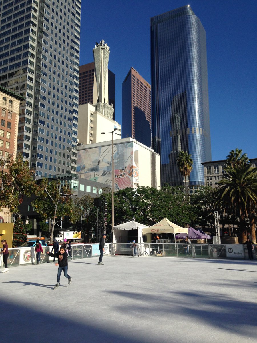 FosterCUSD's tweet photo. Saturday fun with WME!! 4th and 5th graders ice skating. Our partnerships open new doors!! #comptonrocks @mrmicahali https://t.co/GsEHBLv1ft