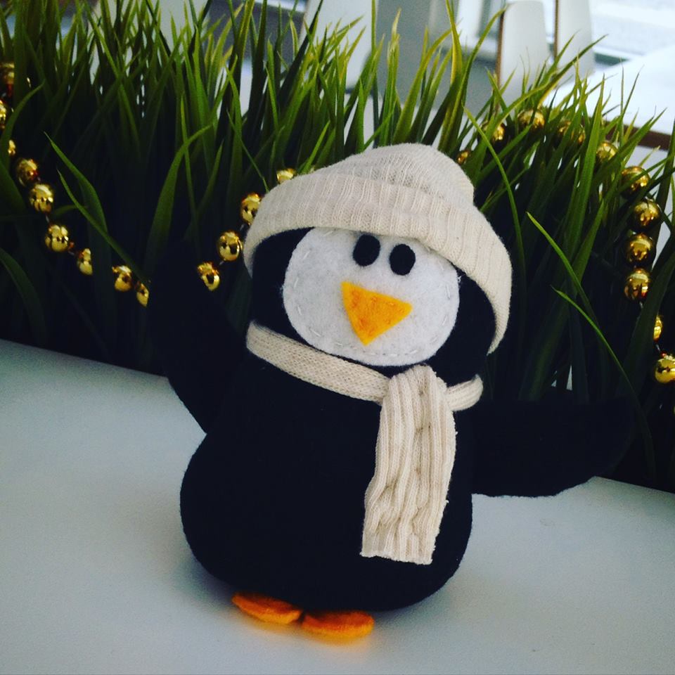 ThePureKitchen1's tweet photo. Have YOU seen Pure Penguin? We believe he was kidnapped yesterday! Please RT &amp; help us find him before #Christmas💚🐧💚 https://t.co/RZIEV6UT0t