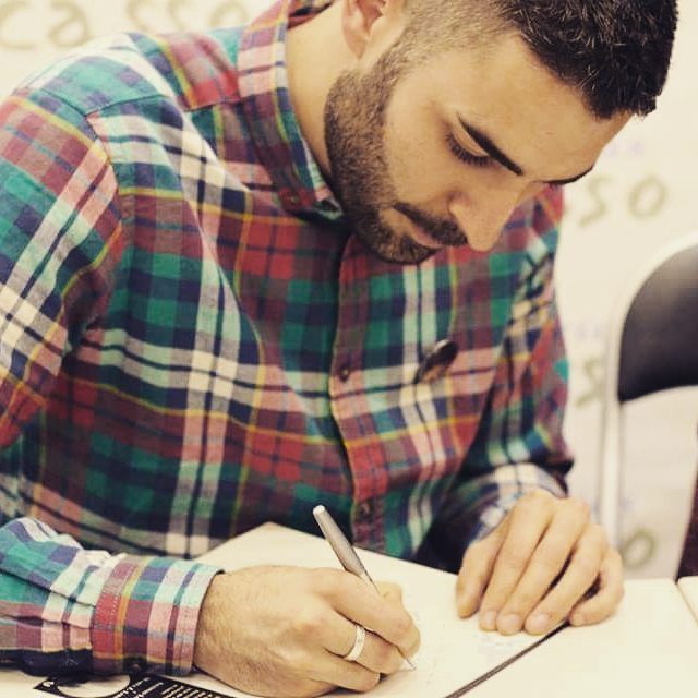 Lorentenizado's tweet photo. Firmando y promocionando mi nuevo album ilustrado.
 Me signing and promoting my new illustrated Book! Thank you all… https://t.co/FtaCaJVEKm