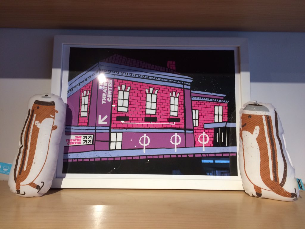 Thank you <a href="/GhostfaceKnitta/">Kalpna Patel</a> <a href="/cityofcraft/">City of Craft</a> <a href="/kidicarus_store/">Kid Icarus</a> for such a gorgeous framed print of @TheatreCentre building