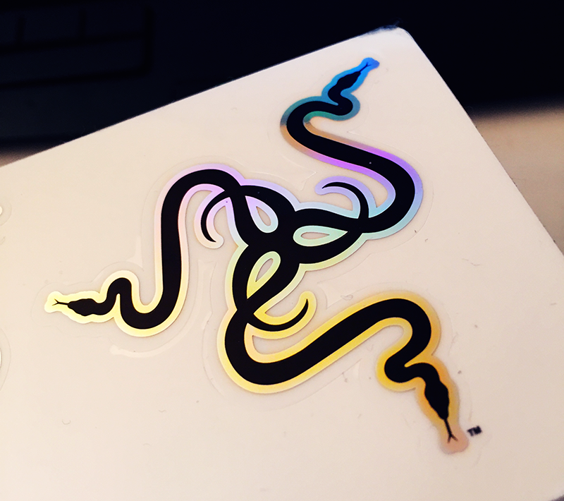 hrdinský zovretý šalát razer sticker zatienené výkaz zdravie