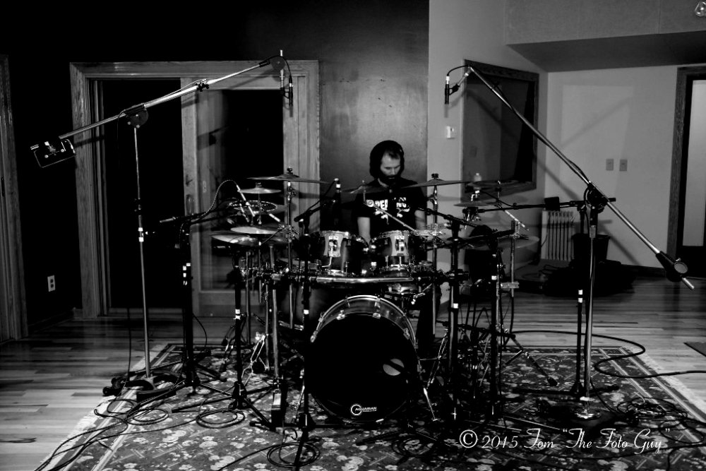 xWhitexEmpressx's tweet photo. Session drummer, Aaron Lanik recording the new EP with us at #WinterlandStudios MN
Orig. Image by Tom "The Foto Guy" https://t.co/2RcFqVQOY0