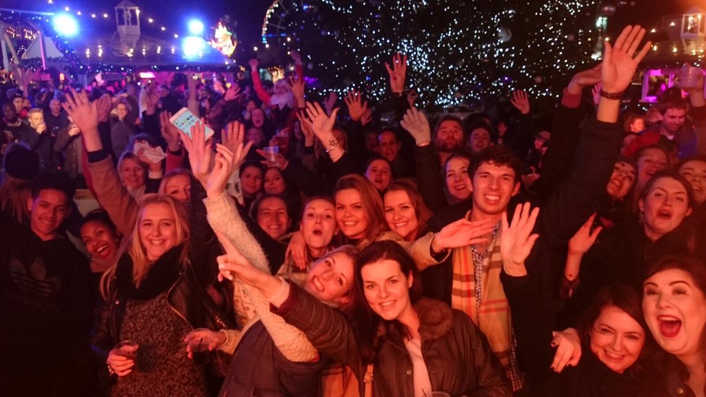 FulltoneProd's tweet image. Thanks to everyone who came out tonight to see us play at The Mirror Bar @WinterWonderLDN you rocked!!