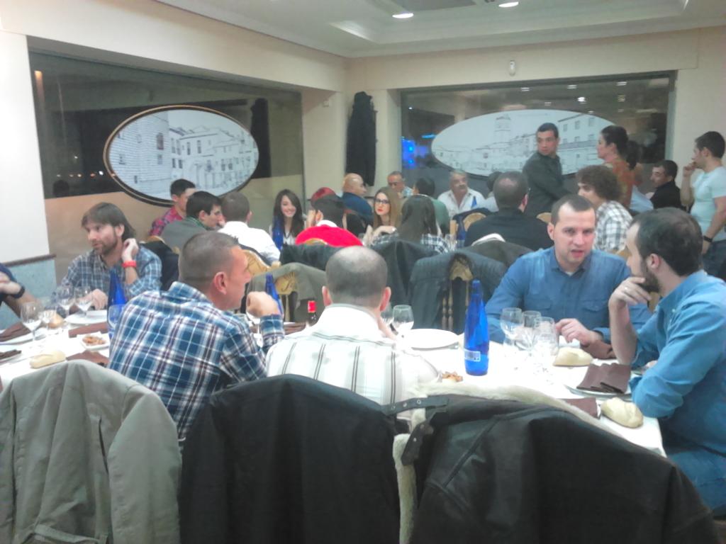 InokumaJudoGu's tweet photo. Breaking News: Cena de Navidad #Inokuma en pleno apogeo.... #CasaMiguelin #Guadalajara https://t.co/k6KBuX3XUG