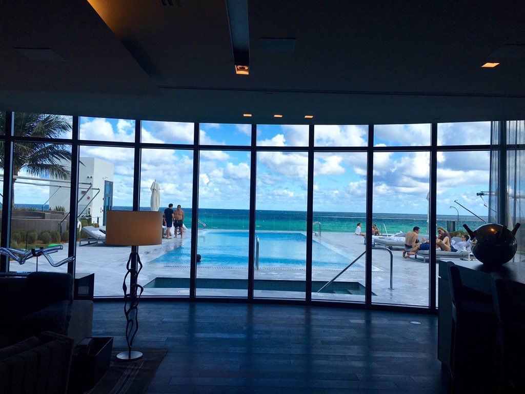 NatalieMcBee's tweet photo. #OceanfrontOpulence #SunnyIslesBeachFlorida #NatalieMcBee https://t.co/hbQ2sWIvzw