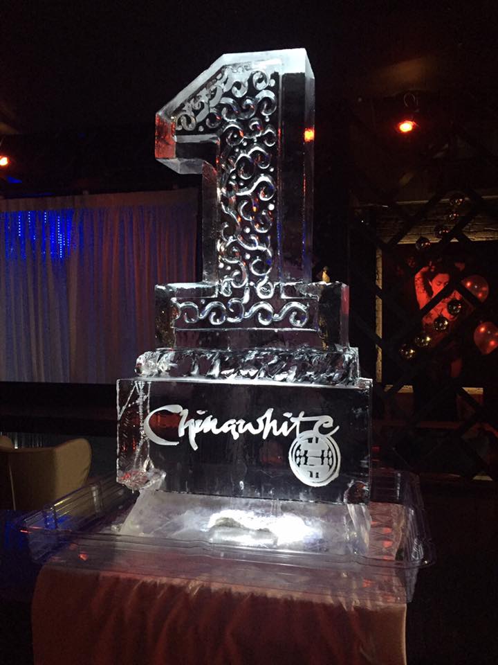 GraemeIce's tweet photo. #ChinawhiteBelfast #FirstBirthday #BirthdayWeekend #Champagne #Party #icesculpture @GraemeIce @ChinawhiteNI https://t.co/JkHbs3CRp8