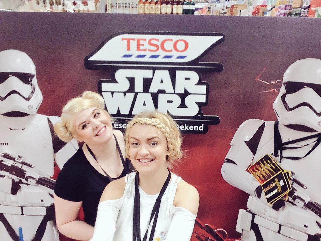 MansJubilee's tweet photo. A great Saturday! #tescostarwarsweekend https://t.co/AjZbkArNd2