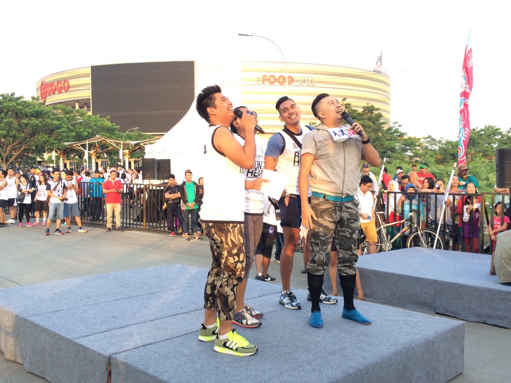 MNCupdate's tweet photo. .@robbypurba udah dateng nih di #RWH2015. Langsung deh merapat disini ๐ https://t.co/fgutPbV24X