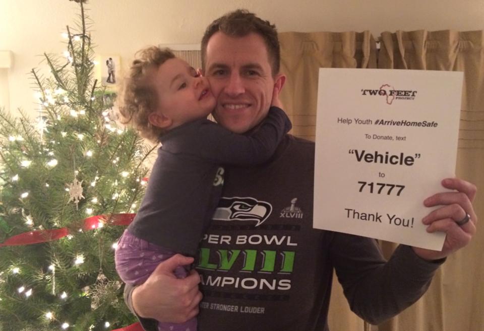NaTeYoKeRs's tweet photo. Christmas, the @Seahawks, my adorable daughter, and @twofeetproject make this pic great! Help youth #ArriveHomeSafe https://t.co/emL6Iwyps5
