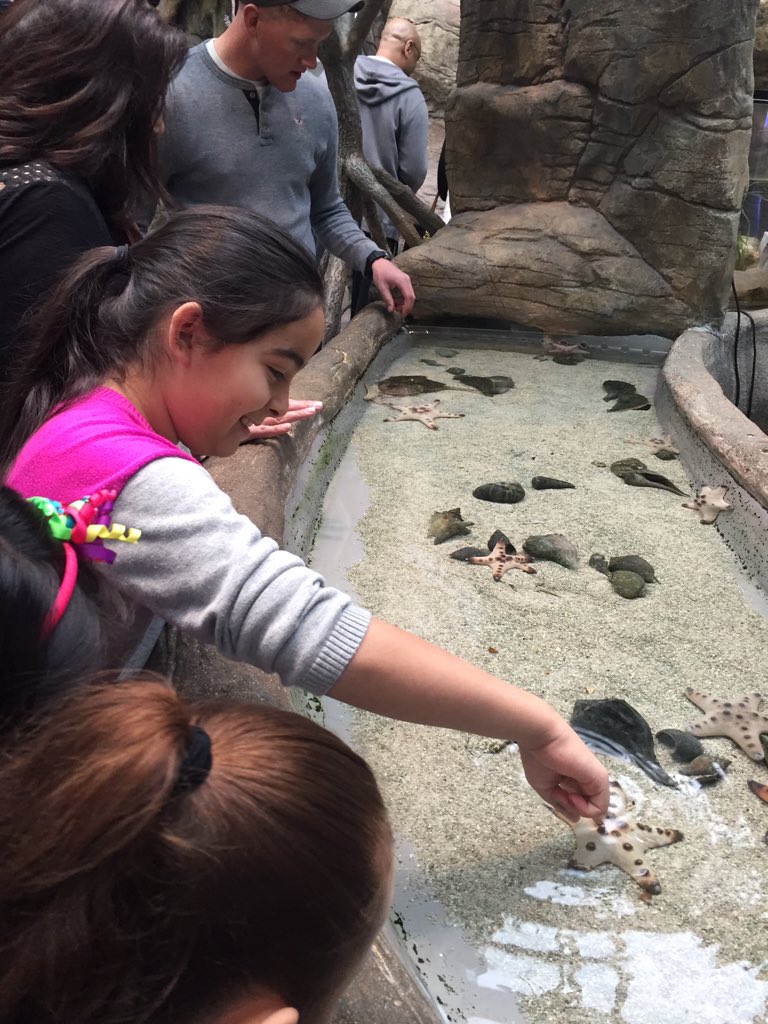 FRHSdeca's tweet photo. Such an amazing day at the aquarium and the candy factory! We are so lucky to get to work with Generation Now! https://t.co/J7tcSp31oC