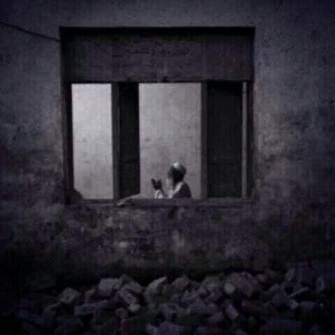 w_2x5's tweet photo. فلرُبّما تأتي المنيّةُ بغتةً..
فتُساقُ من فُرُشٍ إلى الأكفانِ
يا حبذا عينانِ في غسق الدُجى
من خشية الرحمن باكيتانِ https://t.co/GY2sP1qwSt