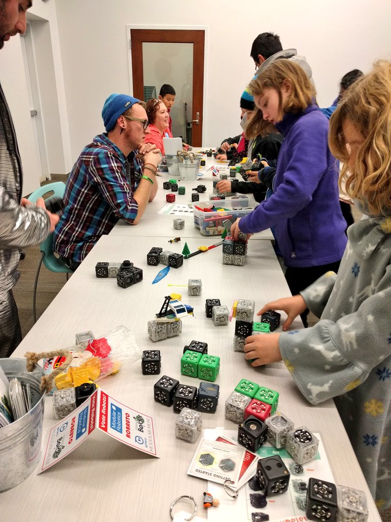 csedlive's tweet image. What kind of #robot would you make with @modrobotics? #CSEdWeek @boulderlibrary