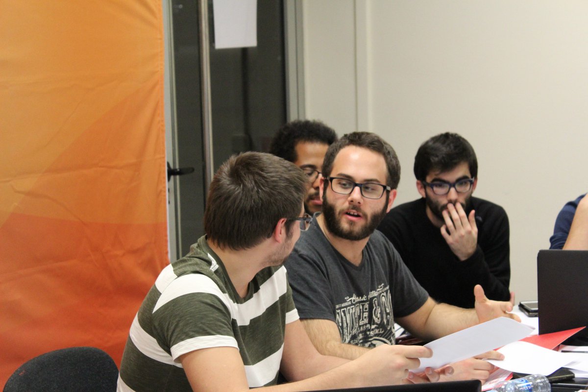 ceuab's tweet photo. A la @UAB_info @comunitatuab #ceuab acull el Ple del @ceucat Representació i participació dels #estudiants catalans https://t.co/dJPphqjEx2