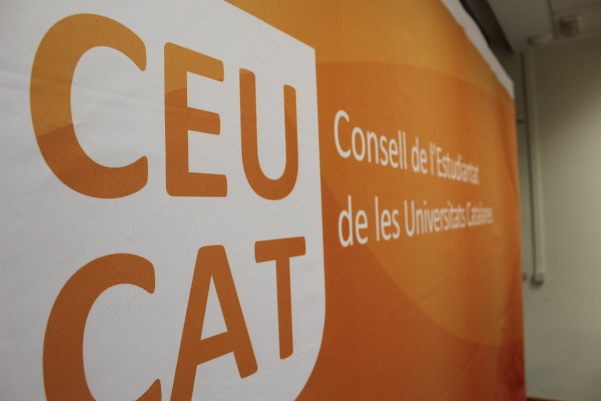 ceuab's tweet photo. A la @UAB_info @comunitatuab #ceuab acull el Ple del @ceucat Representació i participació dels #estudiants catalans https://t.co/dJPphqjEx2