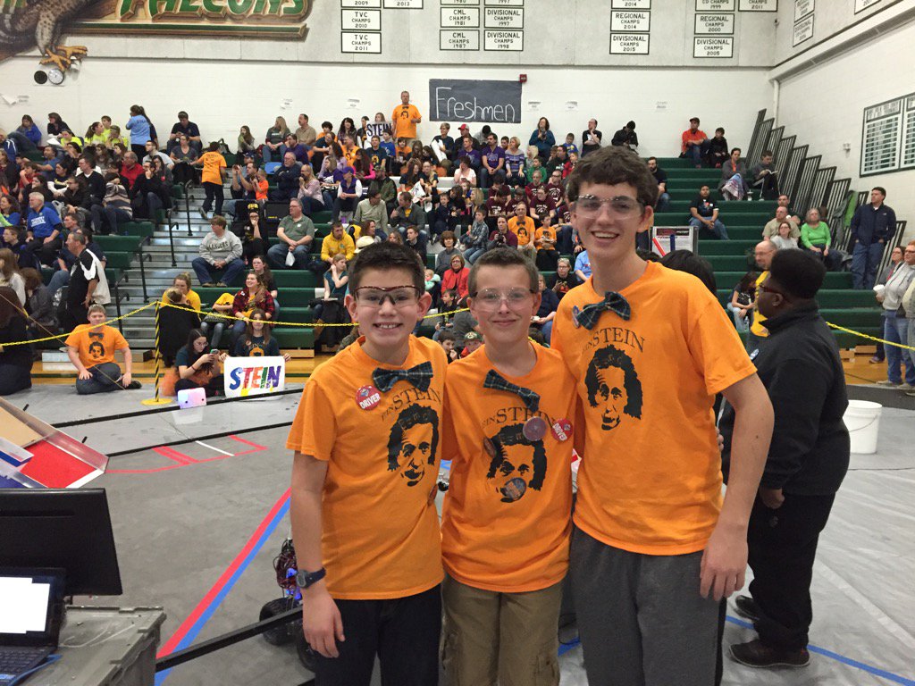 hemlockps's tweet photo. Team "Ein" of Einstein ready to compete in Freeland today! #msrobotics https://t.co/ovemIaBiIY