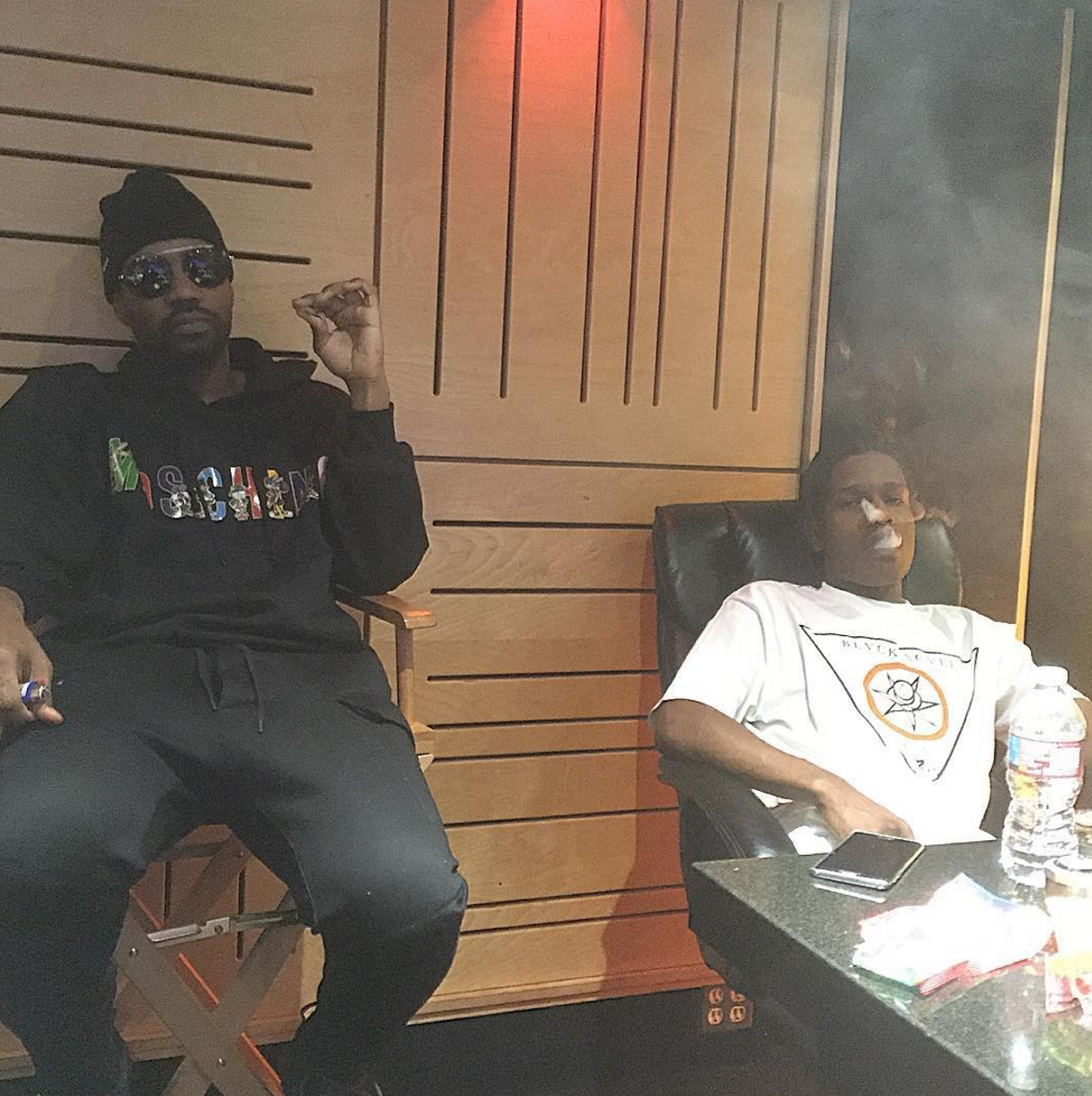 ComplexMusic's tweet photo. .@asvpxrocky and @therealjuicyj seem to be working on a collab album: https://t.co/E5VDdWFb3T https://t.co/vDR78Y5AFn