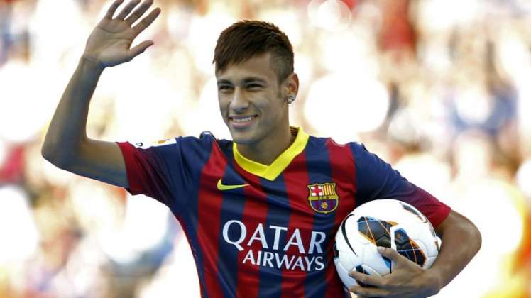 VSportsTM's tweet photo. CONFIRMADO: #Neymar integra la lista de #Barcelona p/el #MundialDeClubes. Nómina completa: https://t.co/cRR0eCnEjb https://t.co/ugRPQDuGLR