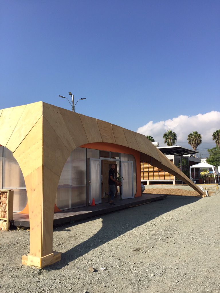 HelioMet's tweet image. annnnd we're done! Finally we have a finished house. #SDLAC15