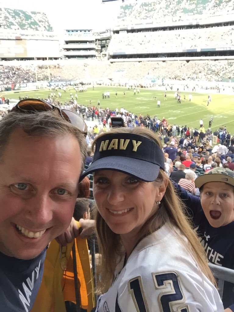 HeatherDiAngelo's tweet photo. #Army_Navy_Game https://t.co/6gnwVMPrfR