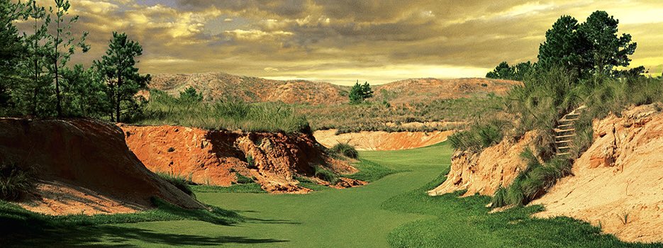 patricklaw9's tweet photo. How am I just hearing about @TobaccoRoadGolf!? This place looks amazing! #onthehitlist https://t.co/Z4jRuFL78k